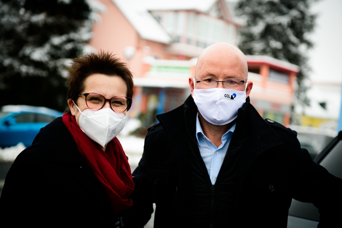 Frau Dir. Steindorfer mit Alfred Werzi (CLL)